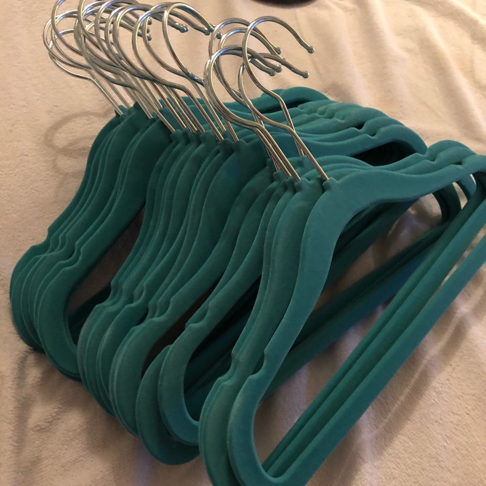 22 kids felt covered hangers